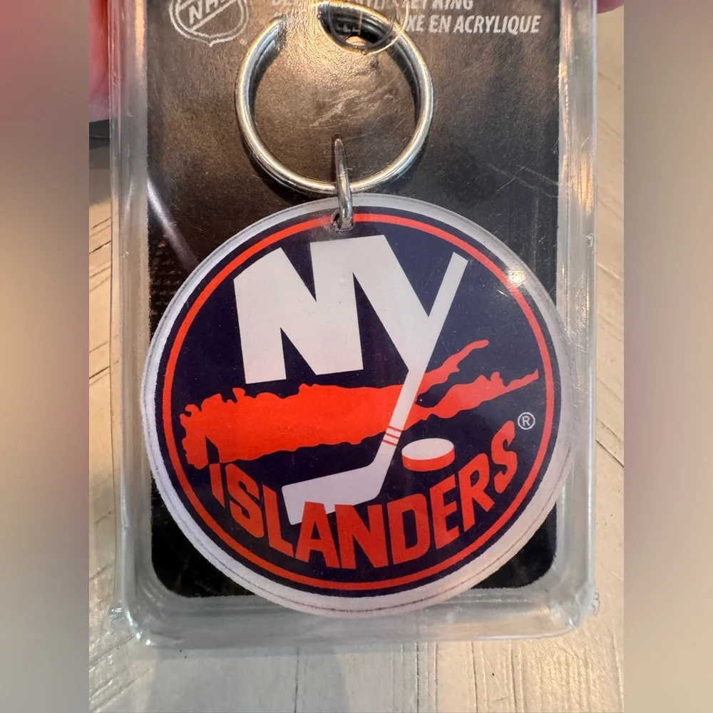 New York Islanders WinCraft Premium Acrylic Core Key Ring – Officially Licensed